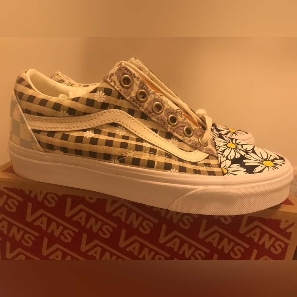 COPY - Meadow patchwork Vans